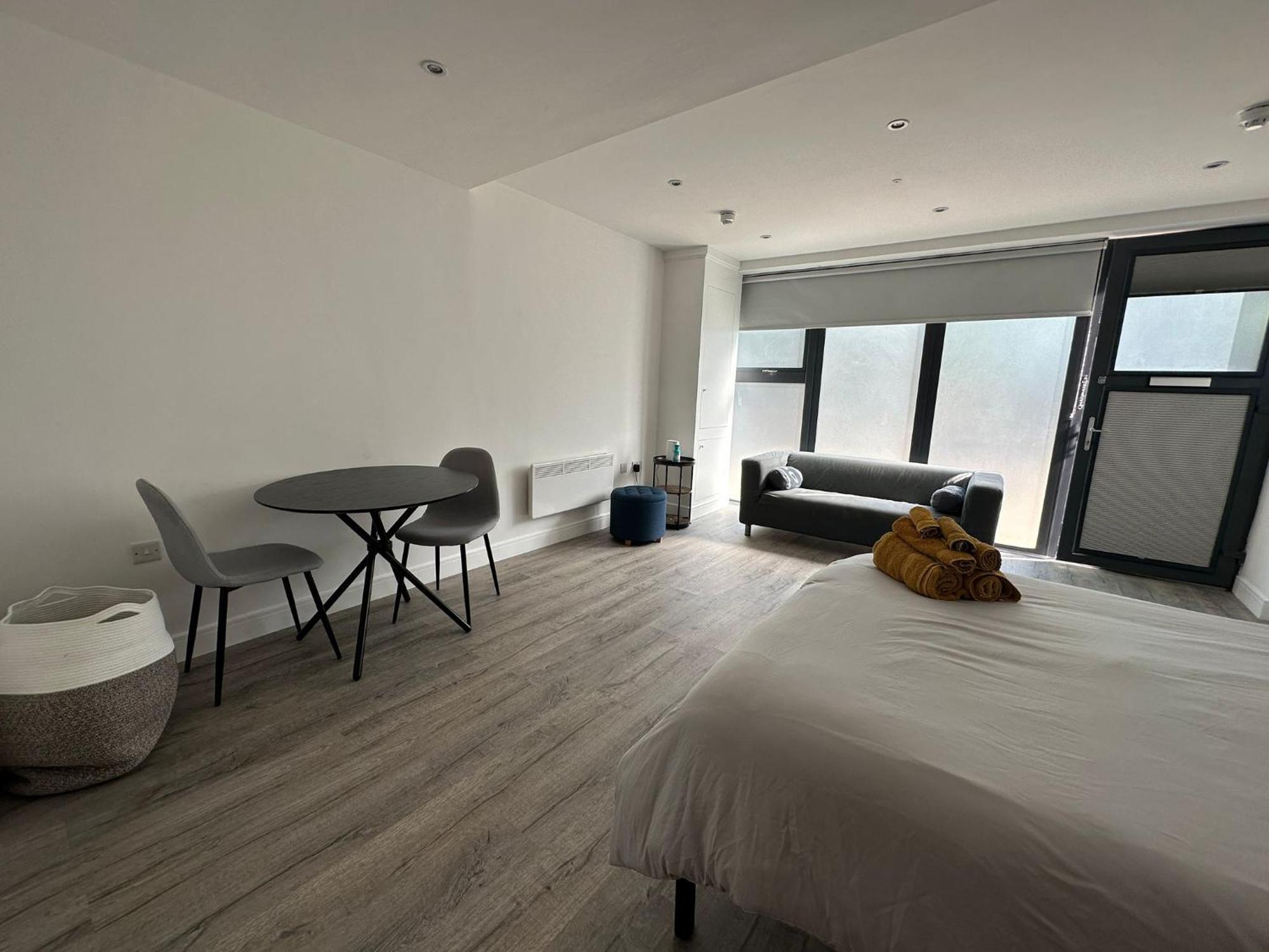 Modern Studio Flat Near Highbury & Islington Station Londra Exterior foto