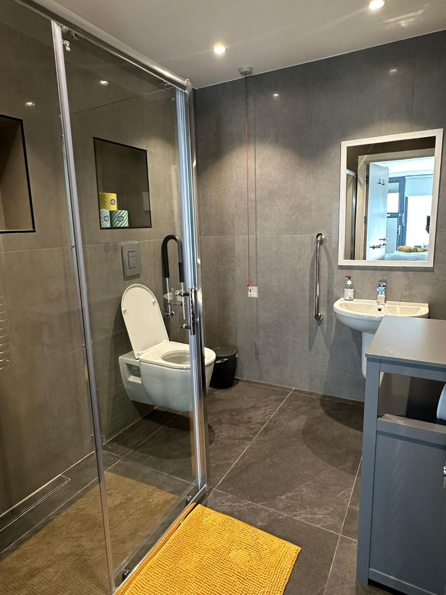 Modern Studio Flat Near Highbury & Islington Station Londra Exterior foto